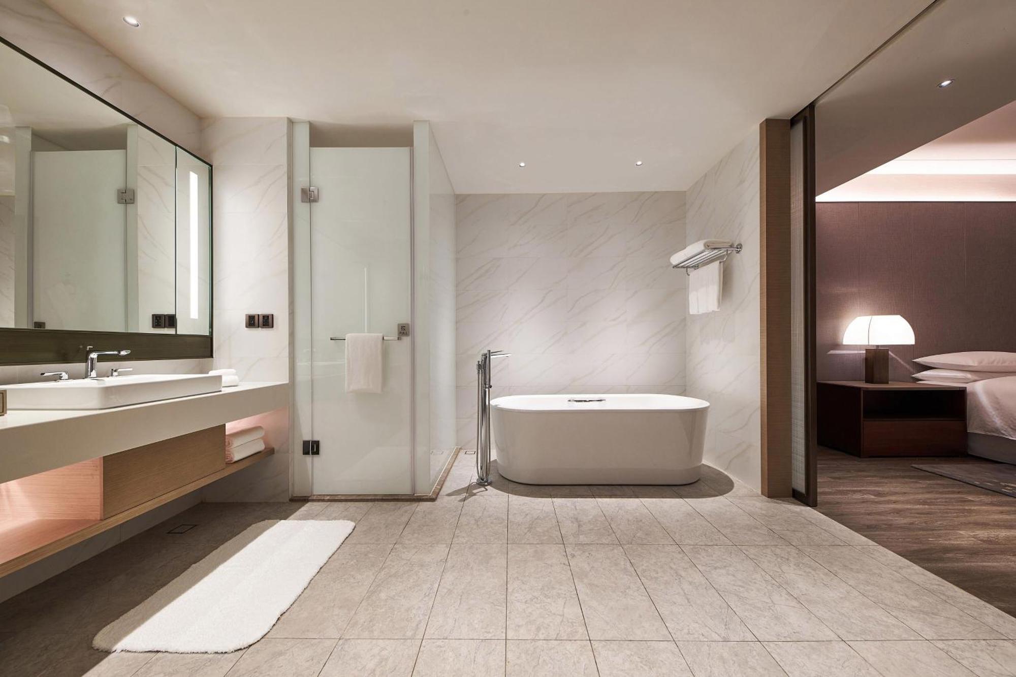 Four Points By Sheraton Цзясин Экстерьер фото